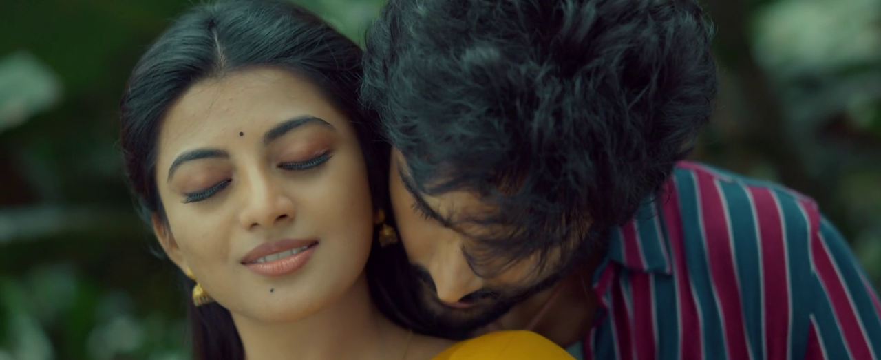 Kayal Anandhi-  Hot  Intimate Scene - Sridevi Soda Center  (14)