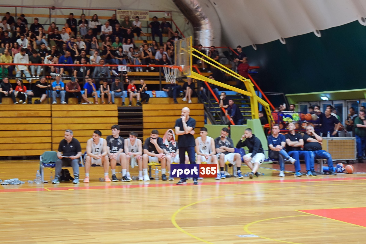 , &Omicron; &Delta;ί&omega;&nu; &Kappa;&upsilon;&pi;&alpha;&rho;&iota;&sigma;&sigma;ί&alpha;&sigmaf;&nbsp;64-60 &tau;&eta;&nu; &Kappa;&alpha;&lambda;&alpha;&mu;ά&tau;&alpha;&nbsp;B.C.&nbsp;&sigma;&tau;&eta;&nu; &Tau;έ&nu;&tau;&alpha;, &iota;&sigma;&omicron;&phi;ά&rho;&iota;&sigma;&epsilon; (1-1) &tau;&omicron;&upsilon;&sigmaf; &tau;&epsilon;&lambda;&iota;&kappa;&omicron;ύ&sigmaf; &tau;&eta;&sigmaf; &Alpha;1 &Epsilon;&Kappa;&Alpha;&Sigma;&Kappa;&Epsilon;&Nu;&Omicron;&Pi; (&phi;&omega;&tau;&omicron;&gamma;&rho;&alpha;&phi;&iota;&epsilon;&sigmaf; & &beta;ί&nu;&tau;&epsilon;&omicron;)