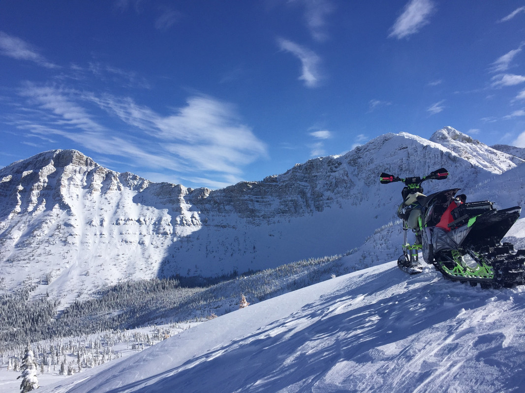 7B04A1C0-A313-40CB-B276-38A424C304A2