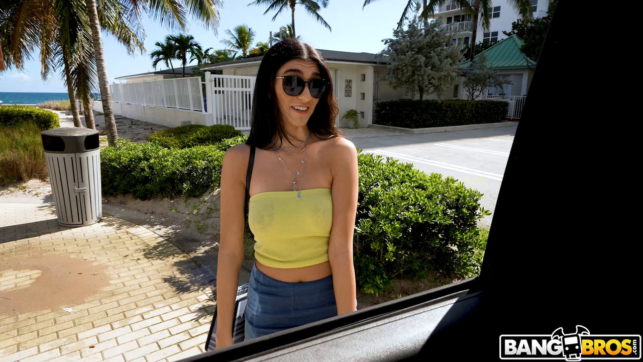 Aubry Babcock - Wild Moments in Miami for the First Time - BANGBROS.mp4.0004