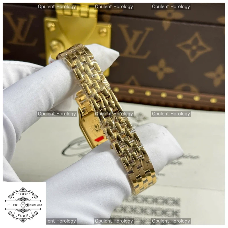 Buy Cartier Panthère White Moon Dial Replica - A Swiss Quartz Women’s Luxury Timepiece