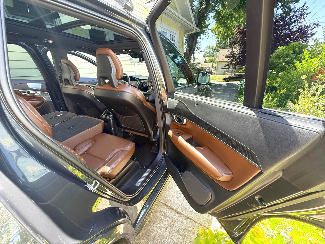 Vehicle thumbnail 25