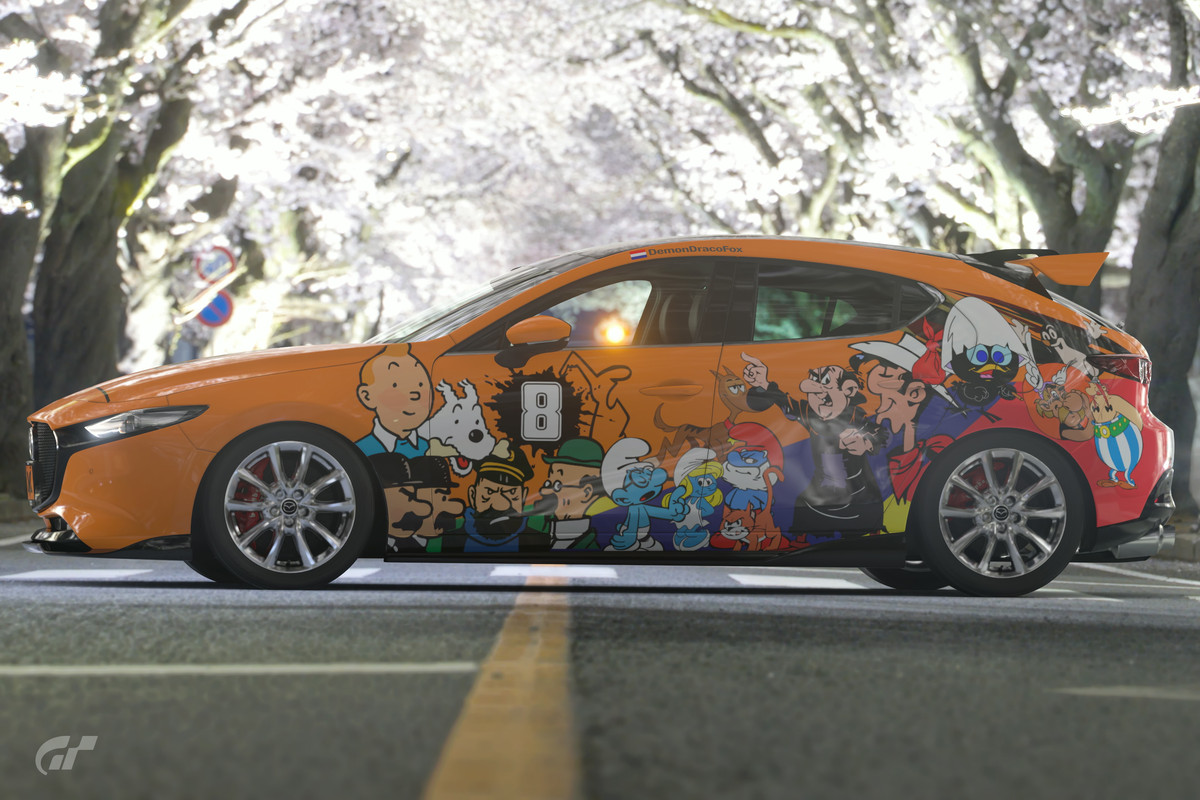 Kersenbloesemtunnel-Yonomori.jpg