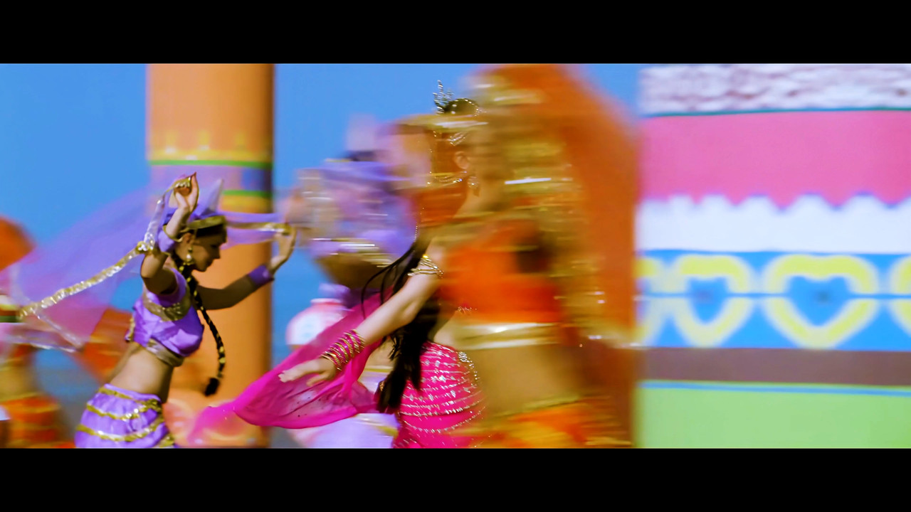 Tamanna Hot Song From Himmatwala Naino Main Sapna 4K (Best Quality).mp4_snapshot_00.25_[2021.04.05_1