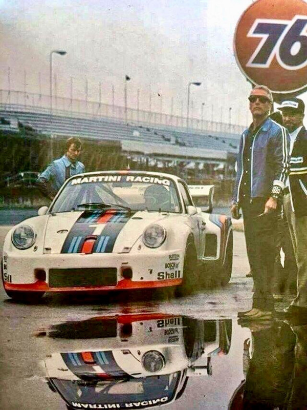 9344196C-8310-4EDF-9ACA-0C82A8A1A323