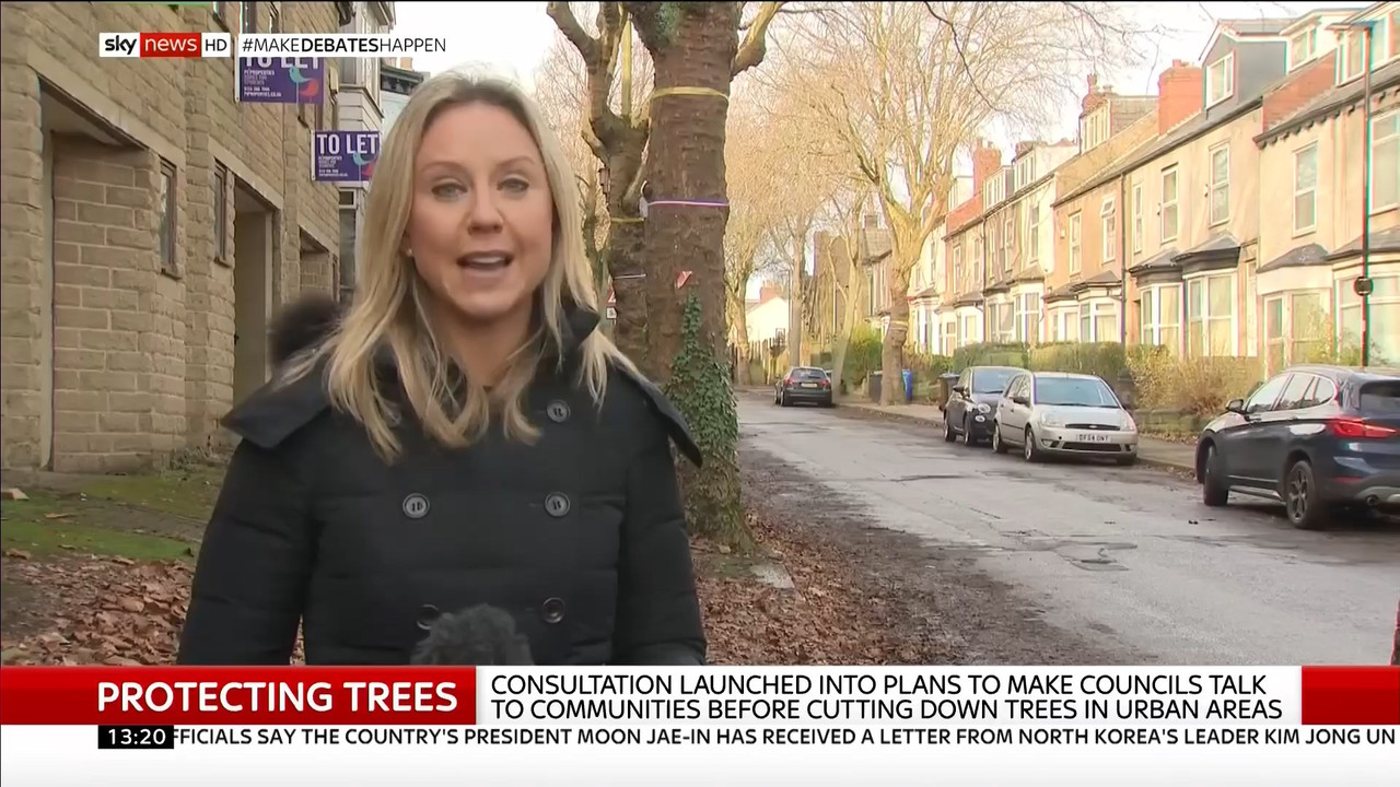 30 December - 13.00.00 - Sky News. Live coverage of main weekend