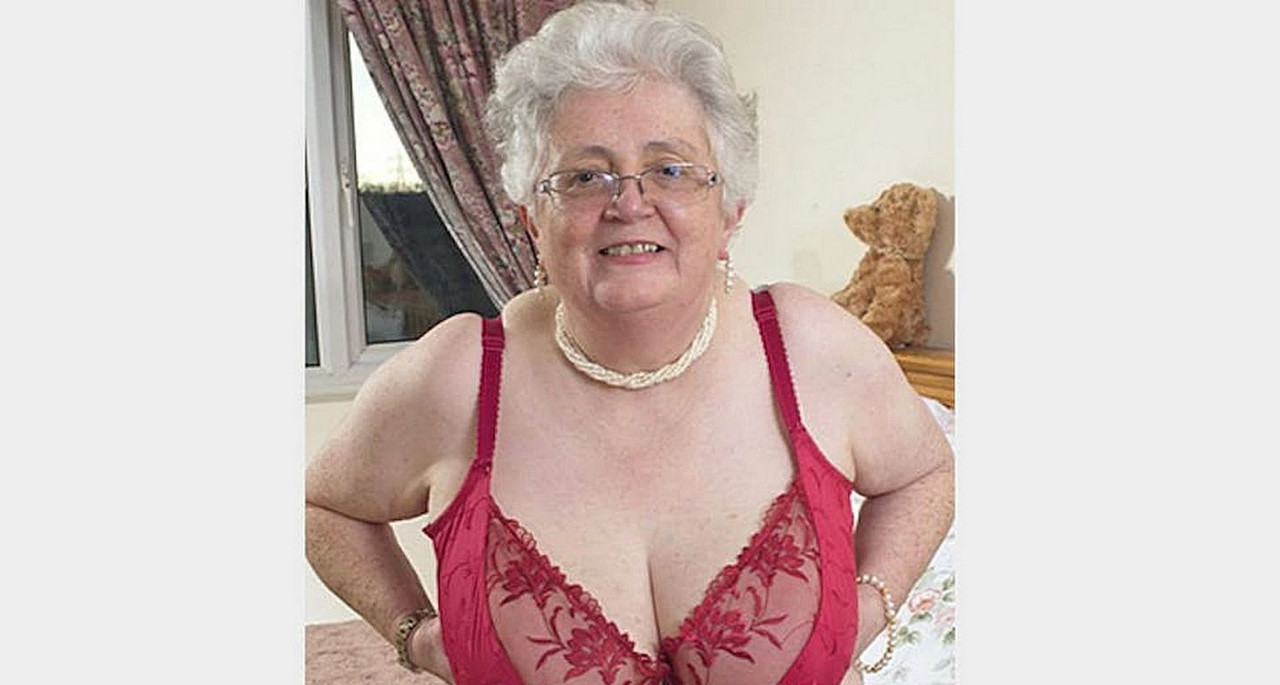 CAROLINE 56