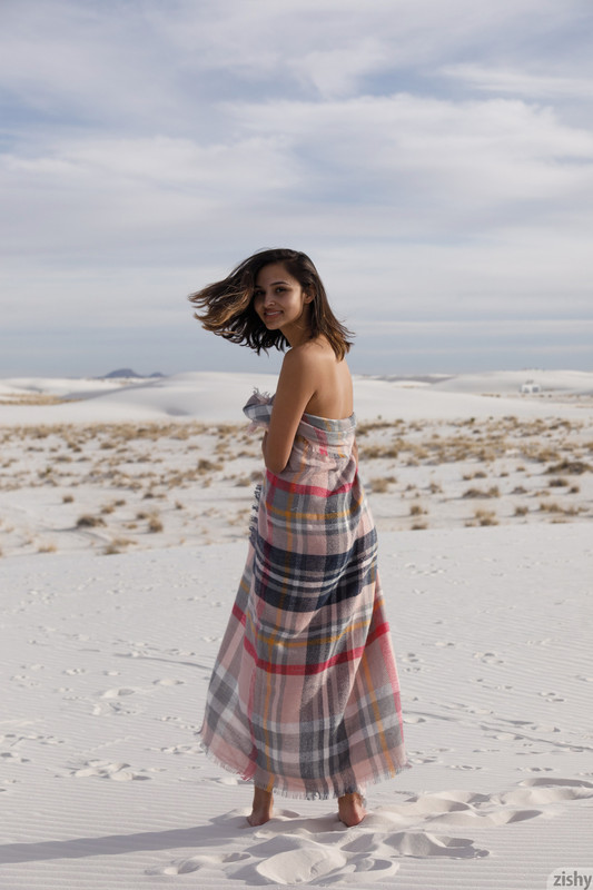 full_031_1153221613566808