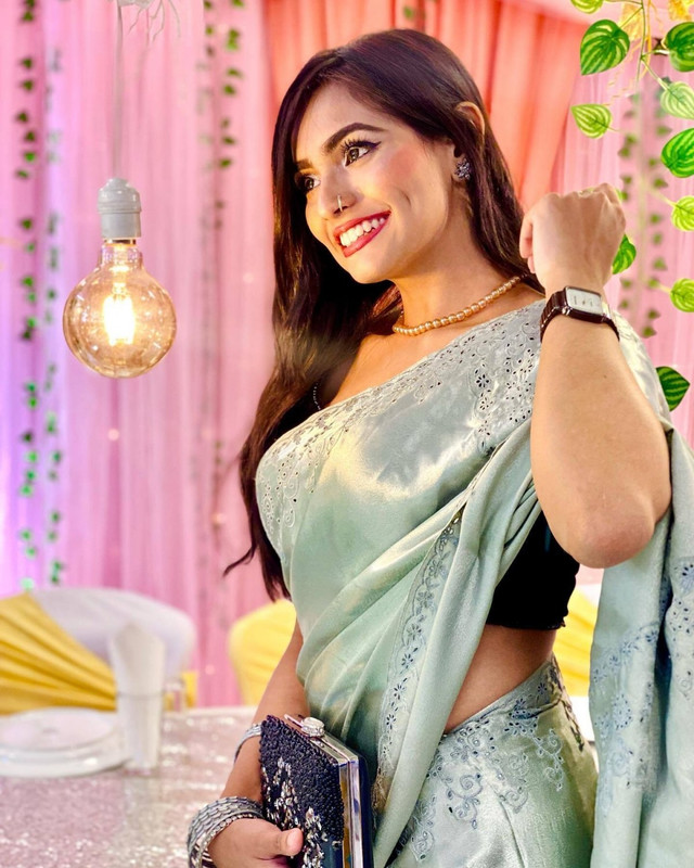 FF_MissBangladeshSelfExposedBitch (47)