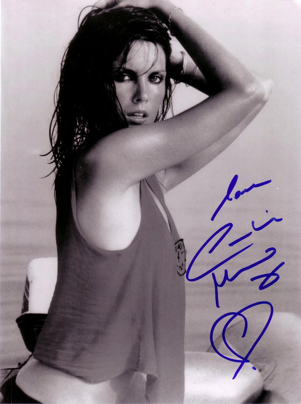 Caroline_Munro_a86