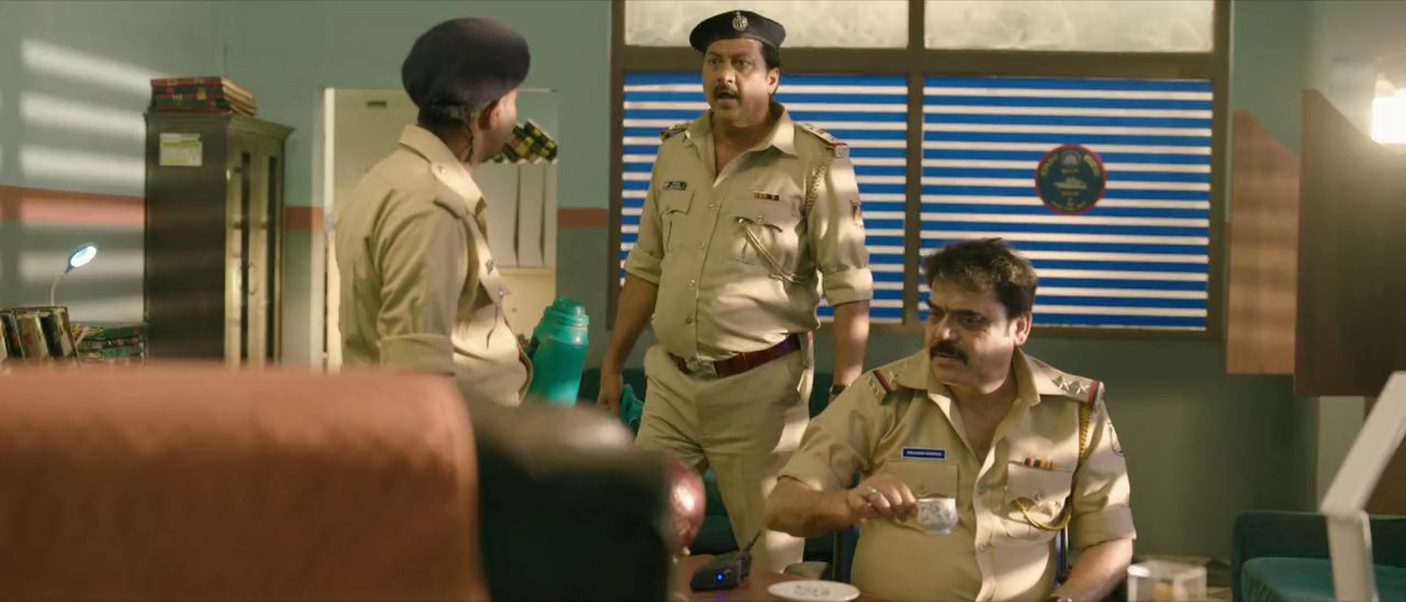 Bairagee-2022-Hindi-Kannada-720p-x264-AVC-AAC-2ch-ESub-mkv-0004