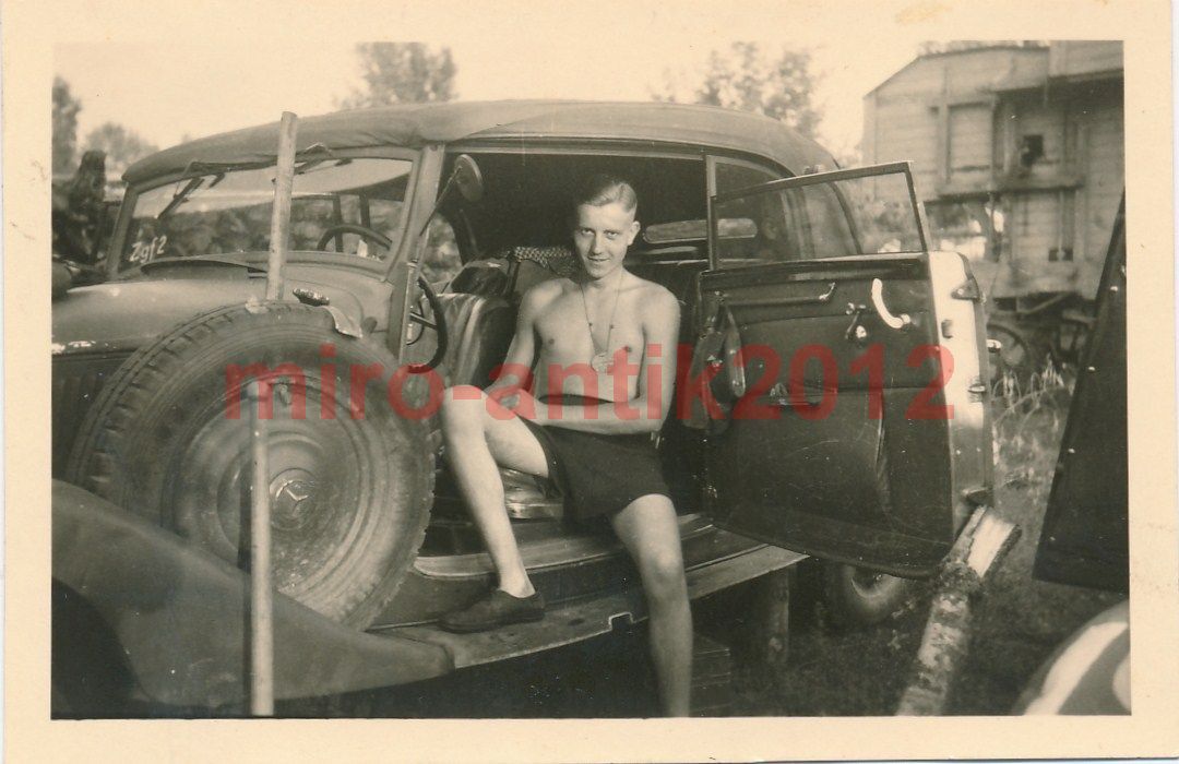 Foto, Wehrmacht, Eindrücke aus Kiew, Pkw und Geb