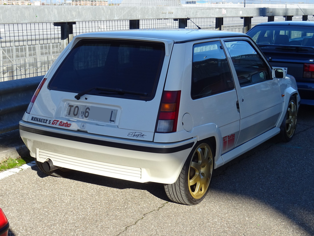 i.postimg.cc/tTJ4m7HQ/5-GT-TURBO-1397cc-88kw-22-12-88-2.jpg