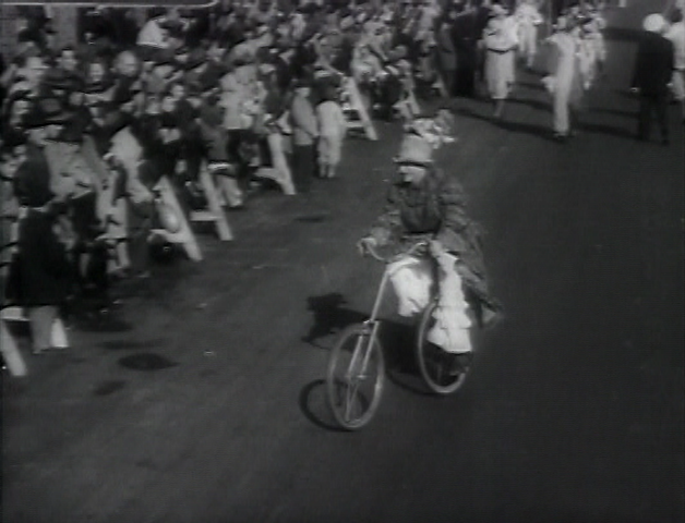 Miracle on 34th Street (1947) - 00304 - Macy's Thanksgiving Day Parade Floating in History (2006) 05