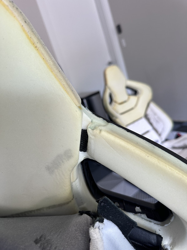 Wingback_assembly_34