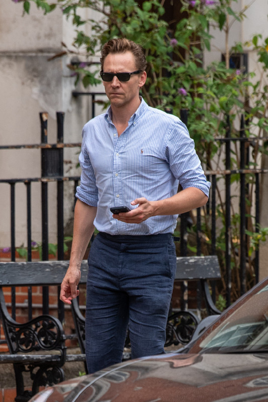6e14d388gy1hfub9bto1sj213a1mx7wh.jpg