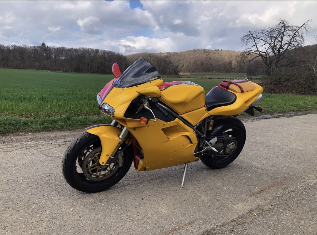 E0CECADE-7E12-4A9D-BEE5-CD9CED5860A3