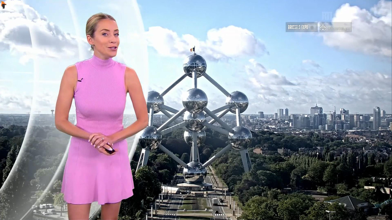 Emilie Dupuis 2022_07_03.mp4_snapshot_00.18_[2022.07.03_17.24.58]