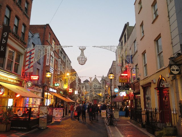 A Dublín por una taza - Blogs of Ireland - Día 1 (7/11/15) El día y la noche en Dublín (5)