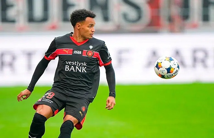 Soi kèo tài xỉu, phạt góc trận Hibernian vs Midtjylland, 02h00 ngày 01/08