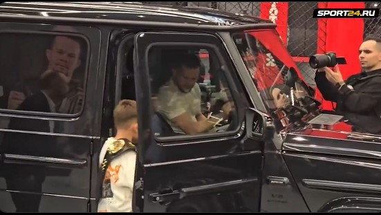 Руски бизнесмен подари Mercedes на Пьотр Ян