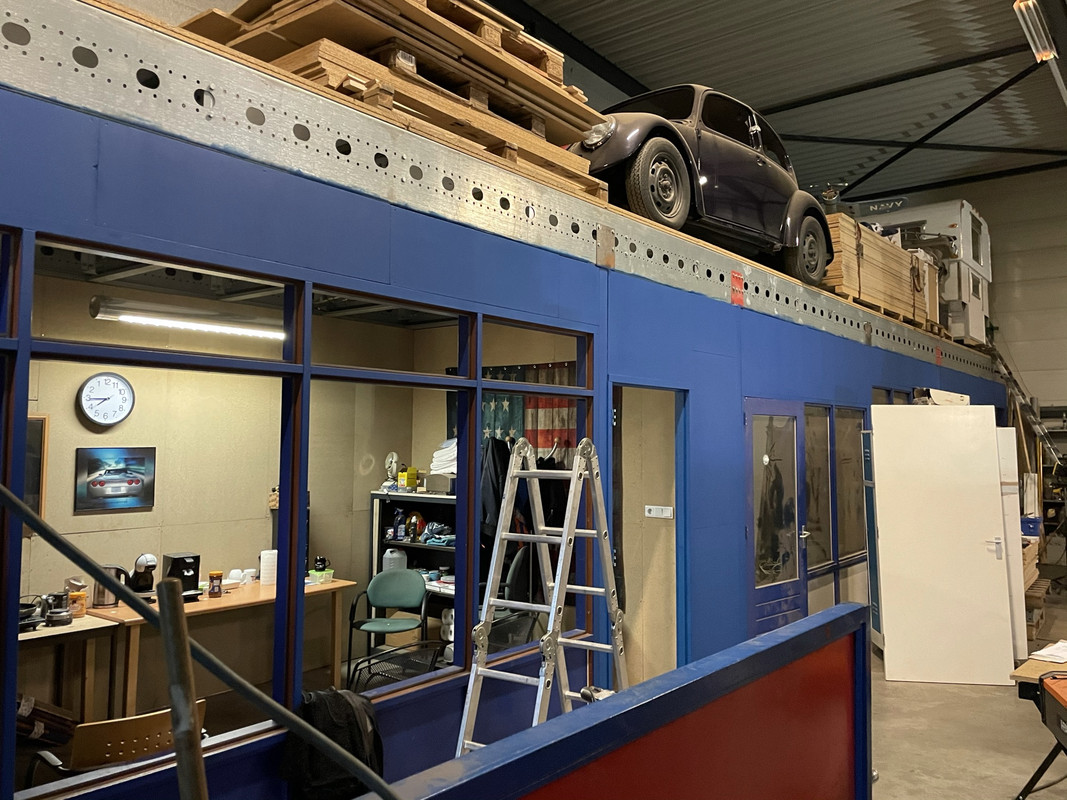 0DCC174A-5EC5-49D3-A67A-E780E2FA322A