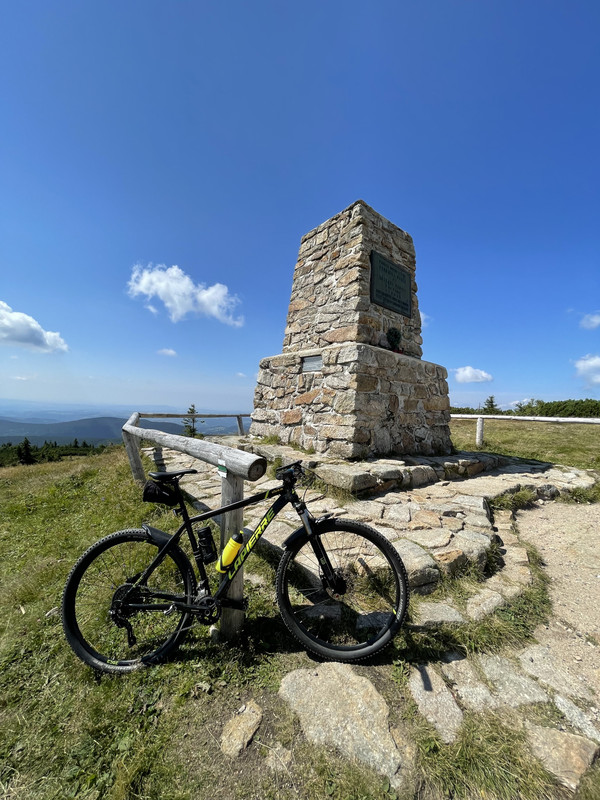 3830816C-E158-4440-9FEA-4A7C061948E9