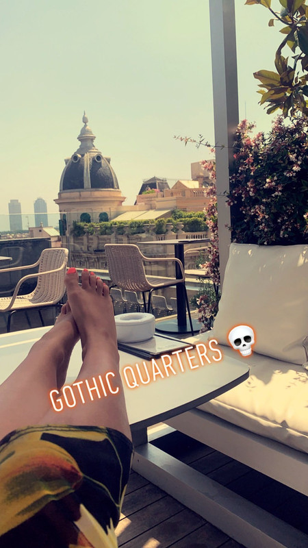 Italia-Toochi-Kash-Feet-4723273