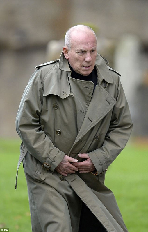 Christopher Timothy 22CF869A00000578-0-image-a-9_1529228104449