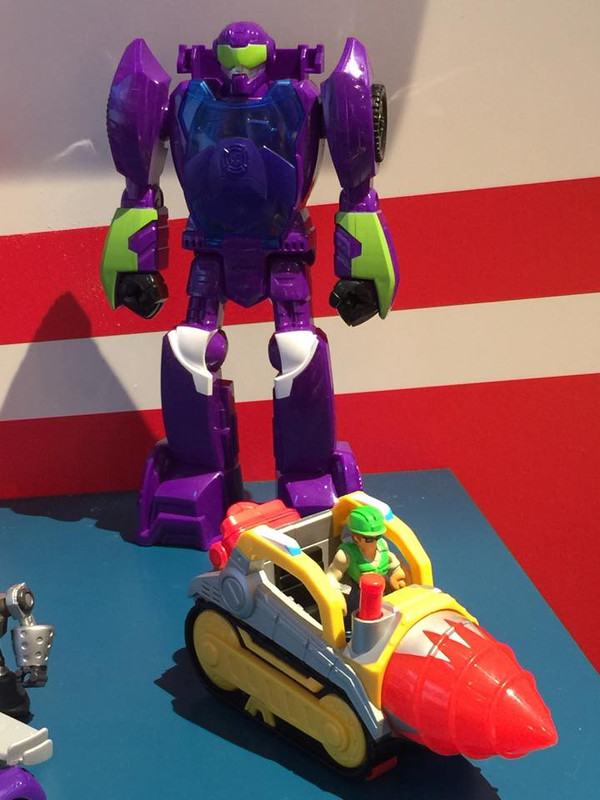 10950711_10152745340189912_3237281090945878313_n