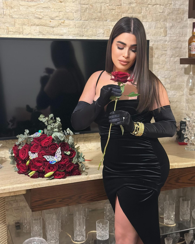 صور إليسا أندونيان مثيرة 2025 | إليسا أندونيان فضيحة - مشاهد نار 2026!  Elissaandonian-1756230338862