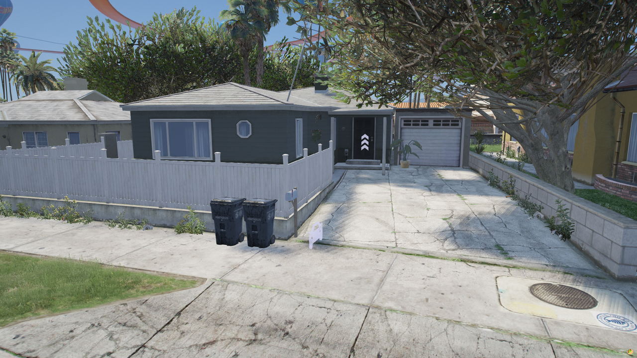 East Mirror Drive 8 Mid-End Apartment Interior, Occupancy: True