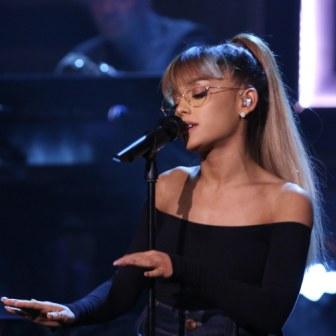 [Slika: Ariana-Live-On-The-Tonight-Show-Starring...folder.jpg]