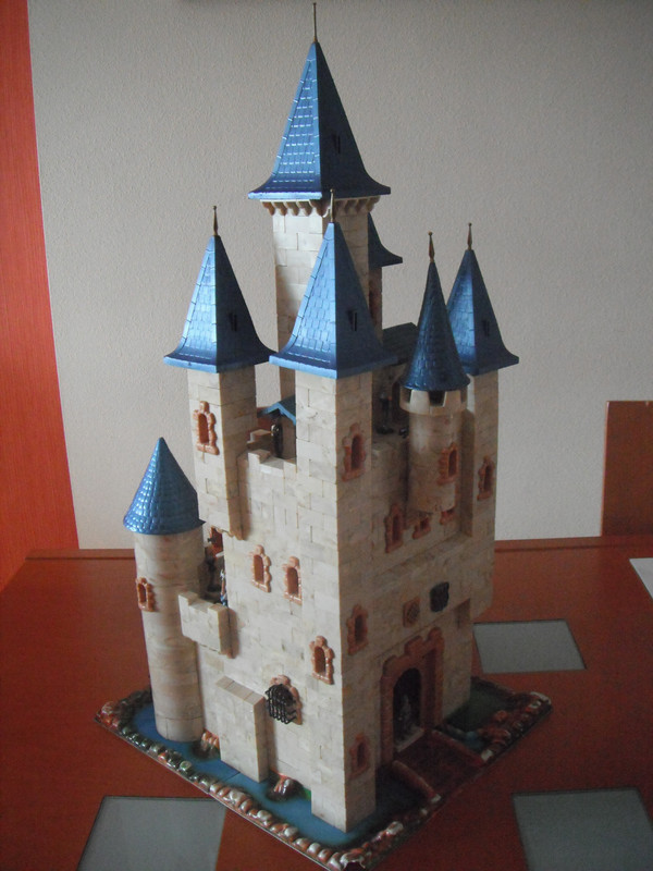 Castillo bávaro de Bölsweunstein - Fachada poste