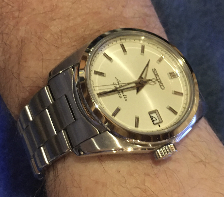 5C8B41B1-F87F-4E15-BDF9-FB21FA704020