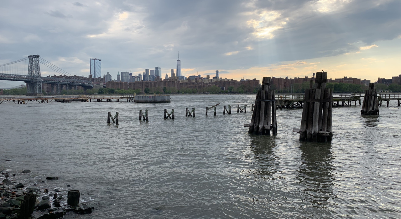 FBD1A8F4-DE0B-452B-AB6A-848CFB060A8A