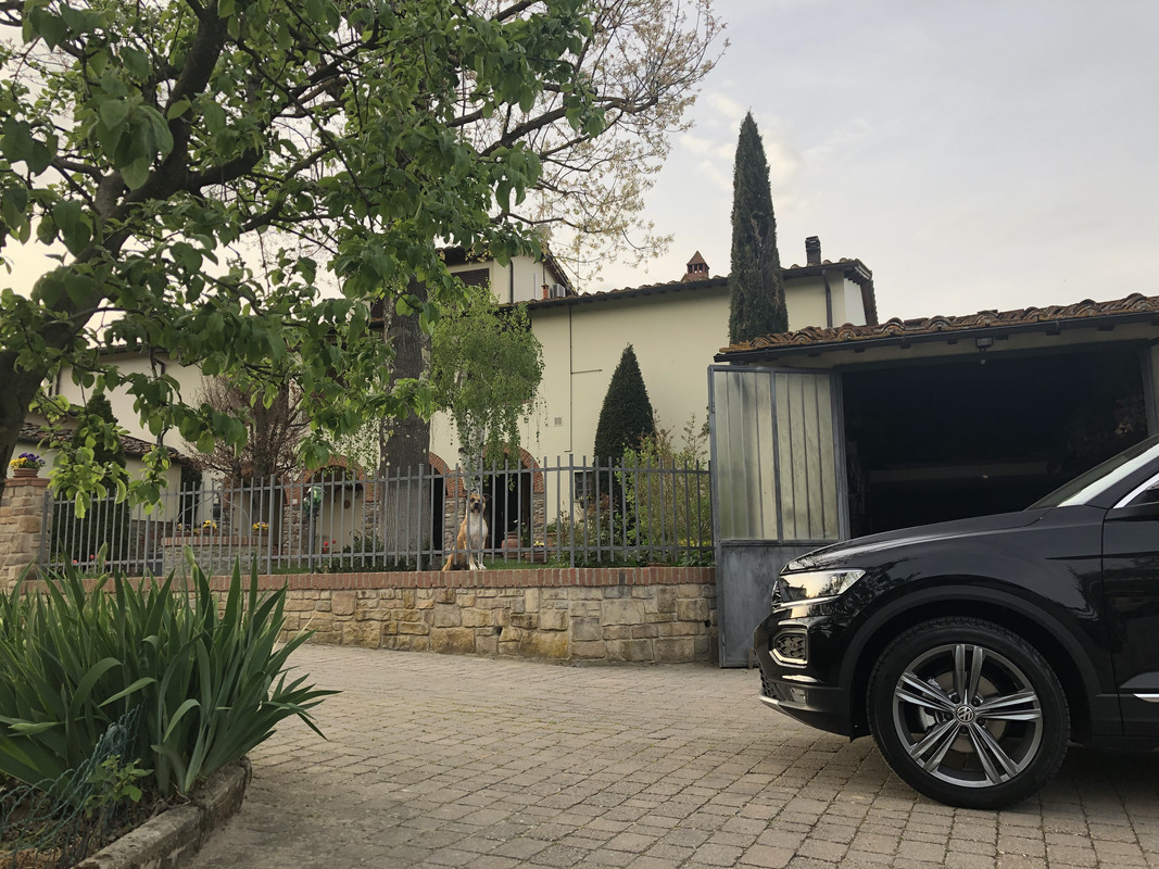 6D8D461F-B36E-4700-852F-7265067EED1B