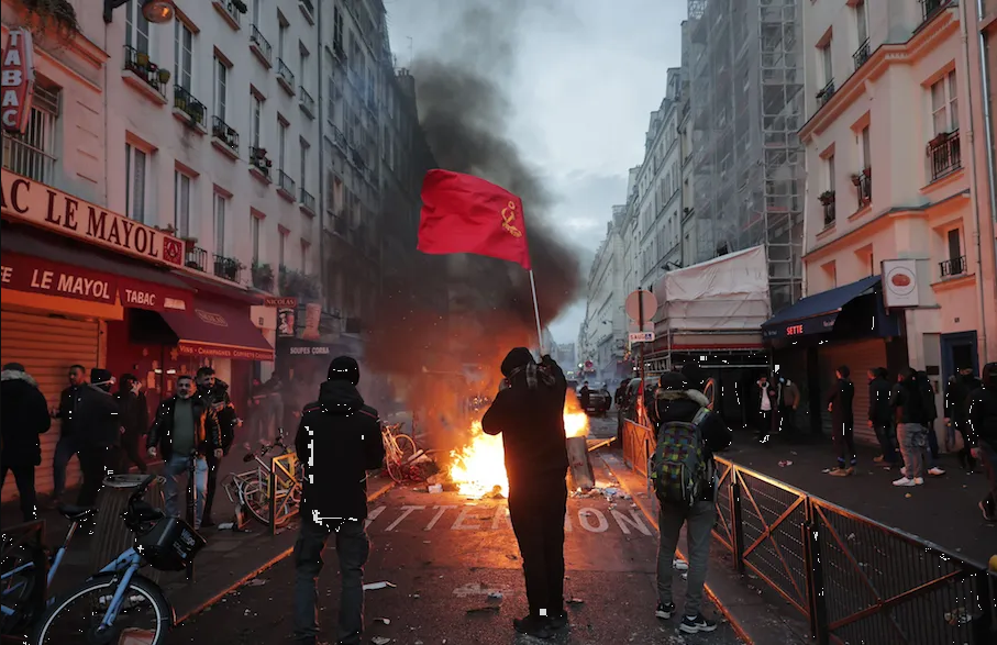 Kurdos señalan que el tiroteo en París fue un atentado terrorista