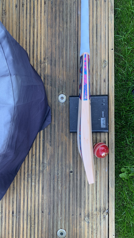 30C4D648-D150-4A4B-837E-1FA6EEF06B5C