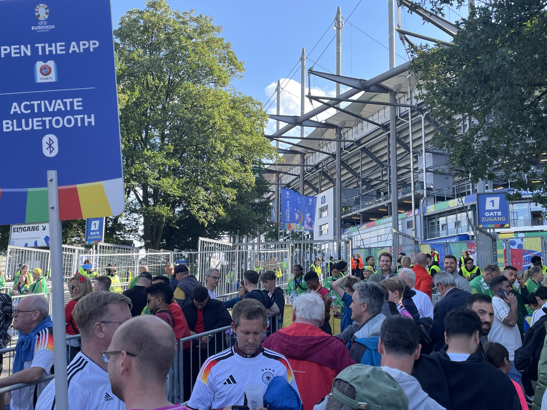 [Verknüpftes Bild von i.postimg.cc]