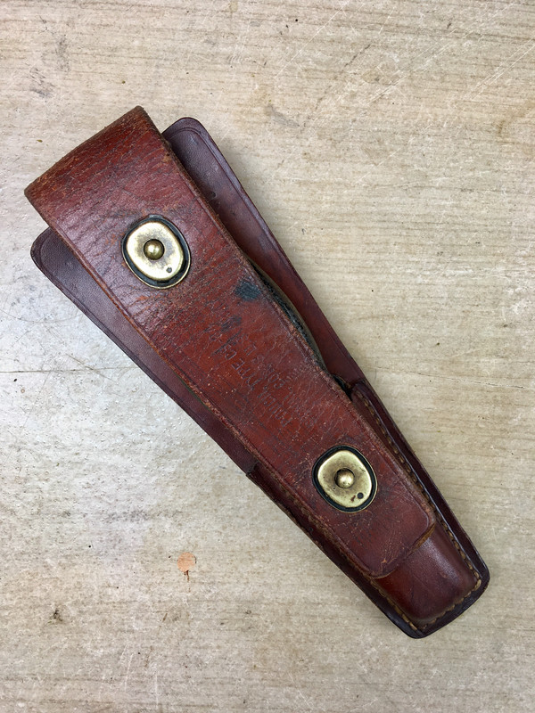 B809E3B9-FA09-44C9-816F-DB2D77D72DA2