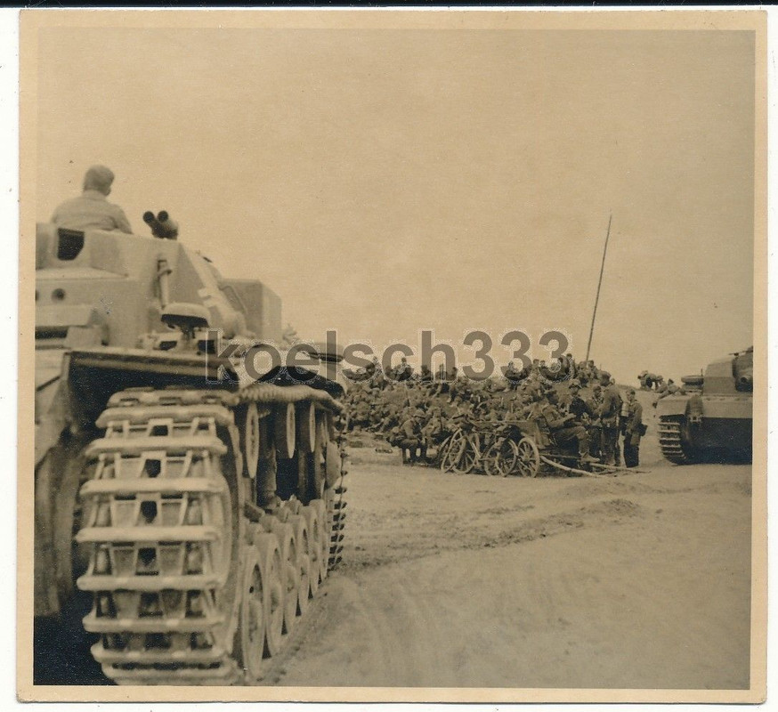 Foto Sturmgeschütz Panzer der Wehrmacht an der O