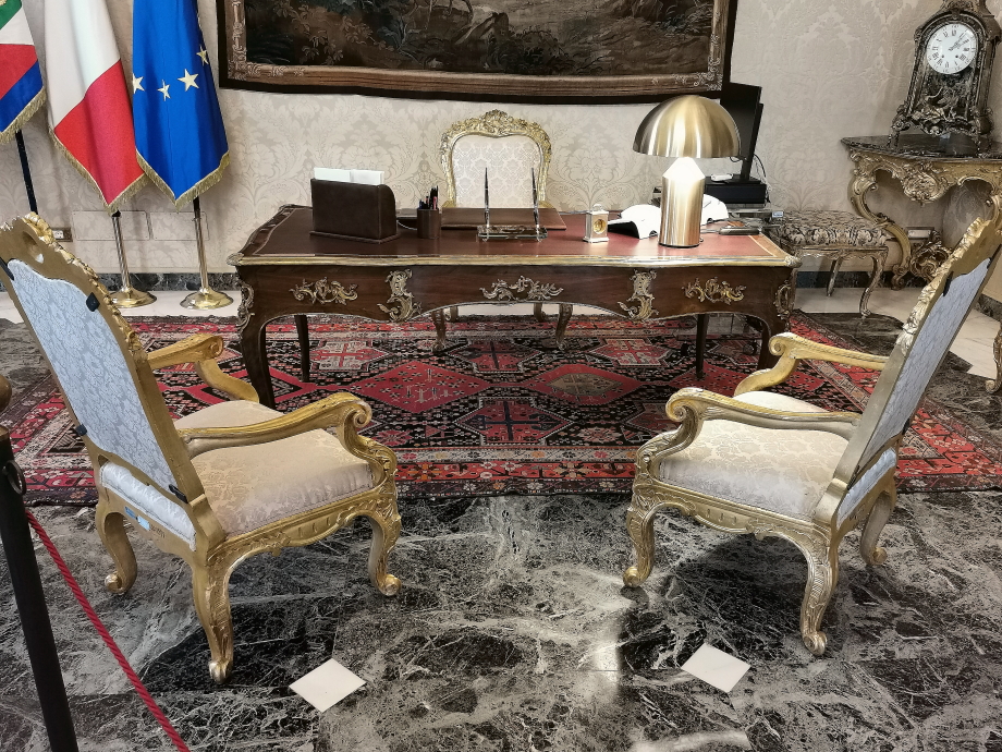 https://i.postimg.cc/tTmq8MXK/IMG_20221115_140800.jpg