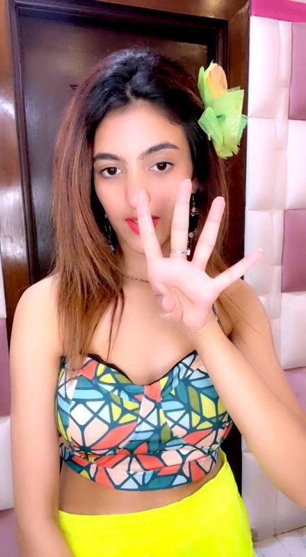 Sniggy Chops Latest Tango Live.mp4_snapshot_25.35_[2021.07.27_09.08.16]