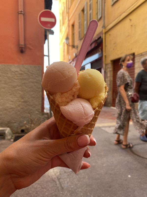 E60E1D2F-3B1C-44CC-BBED-034147299E92