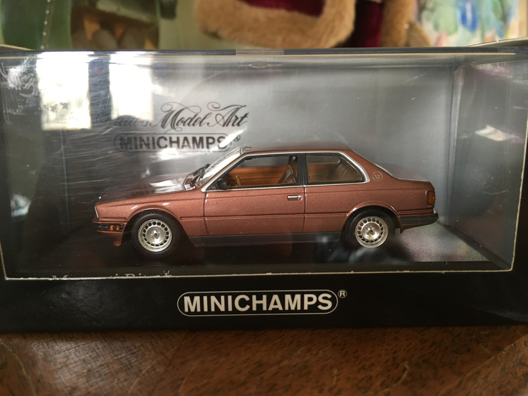 D5F854CB-B22E-421F-8B07-D47BD155F26E