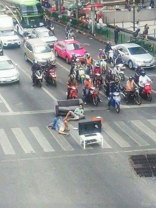 thumbs-picdump747-120.jpg