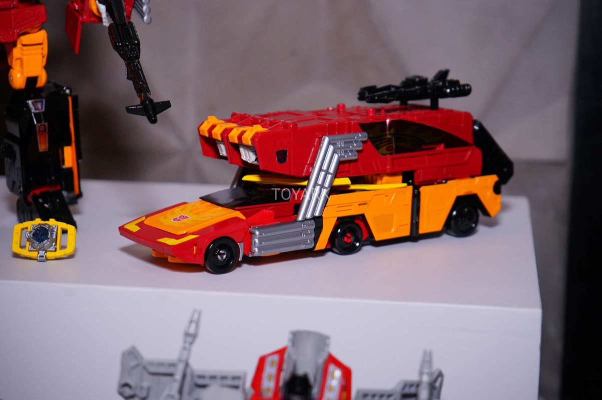 SDCC-2017-Hasbro-Transformers-Thurs-009