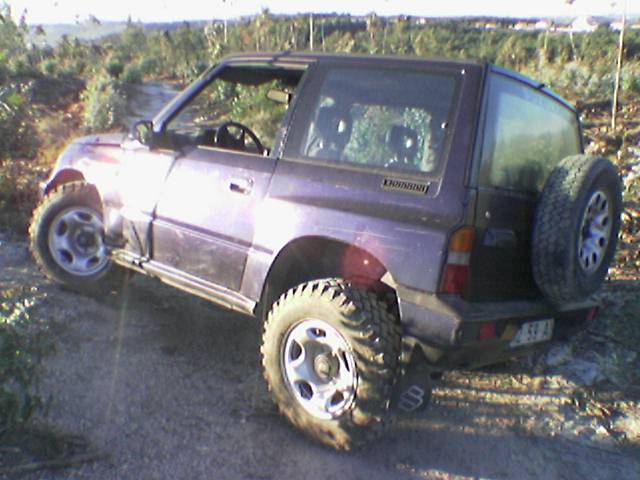 20052813643-vitara4.jpg