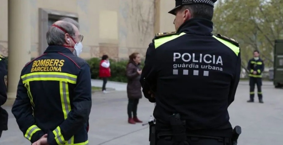 Policía de Barcelona detiene a más de 70 personas en una orgía de año nuevo